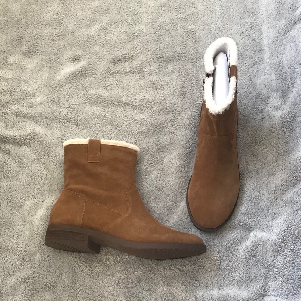 Stitch fix light brown boots
